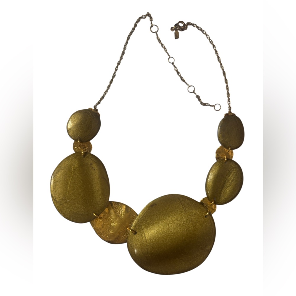 Alexis Bittar Pearl Lucite Gold Tone Statement Sand Dollar Bib Necklace - Picture 6 of 7
